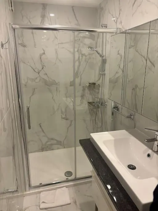 Apartment Appartement Lumineux Vue Mer, Piscine Et Tennis Nice France