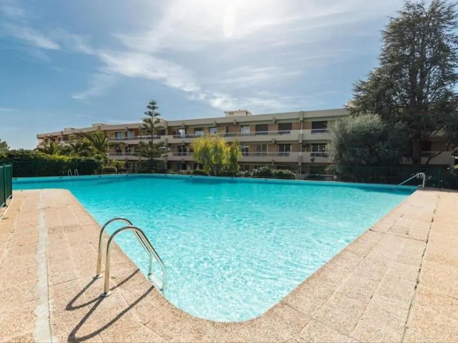Apartment Appartement Lumineux Vue Mer, Piscine Et Tennis Nice