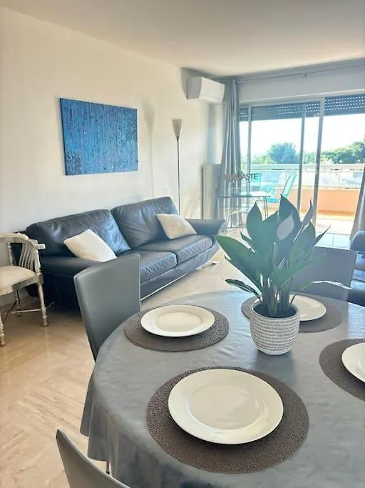 Apartment Appartement Lumineux Vue Mer, Piscine Et Tennis Nice France