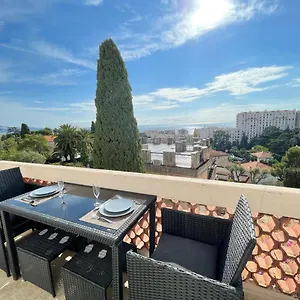  Appartement Renting - Luxurious Sea View Terrasse - King Bed - Parking