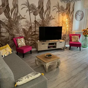  Appartement Gorgeous 2 Bedrooms